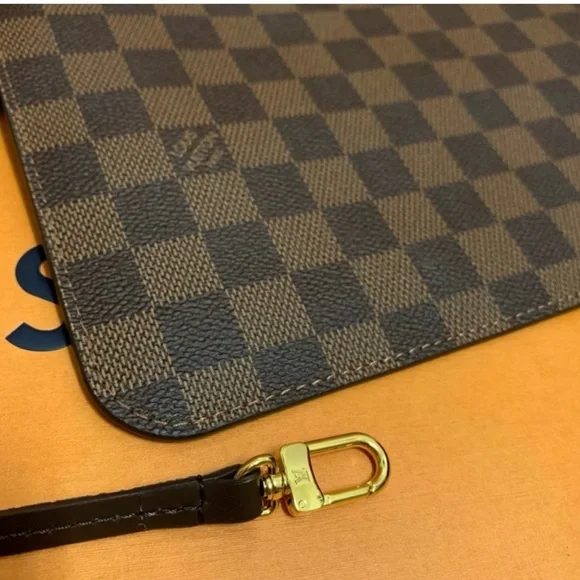 Authentic NEW Louis Vuitton Neverfull GM damier ebene wristlet pouch - Picture 3 of 10